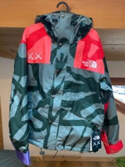 The North Face 1986 Mountain Jacket