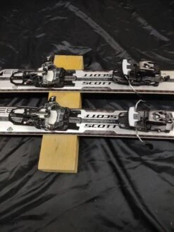 Scott Slight 83 -Camp Sider Soldes 4 36