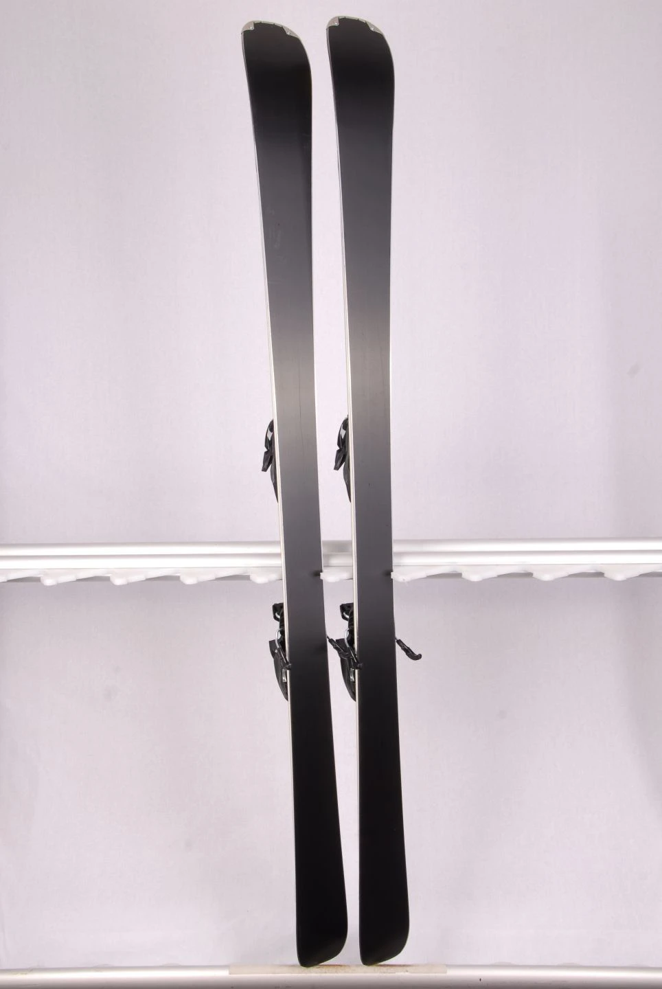 BLIZZARD Xcr 4 BLIZZARD Xcr – Image 4