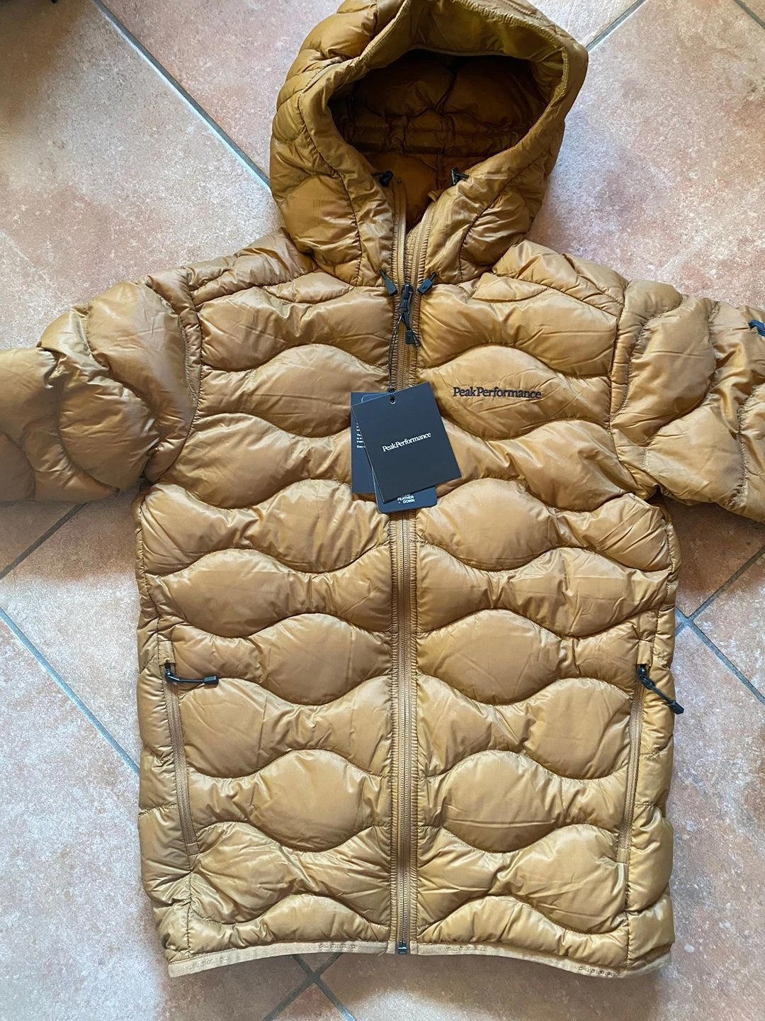 Peak Performance Helium Down 2 Peak Performance Helium Down – Image 2