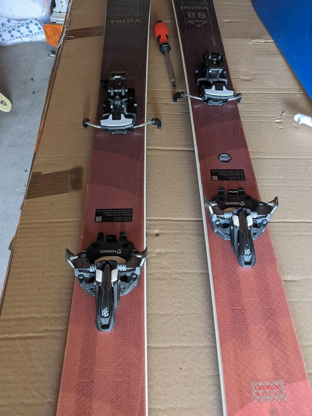 VÖLKL Rise ABOVE 88 3 VÖLKL Rise ABOVE 88 – Image 3